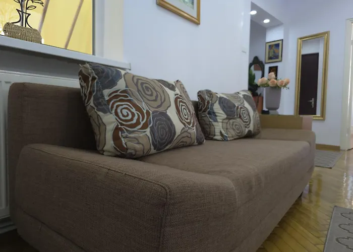 Suvenir Chic, A Fusion Of Modern, Elegance And Harmony