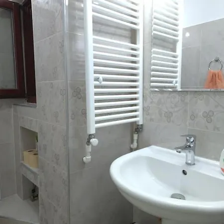 Suvenir Chic, A Fusion Of Modern, Elegance And Harmony Апартаменты Бухарест