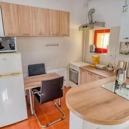 Apartament Suvenir Chic, A Fusion Of Modern, Elegance And Harmony