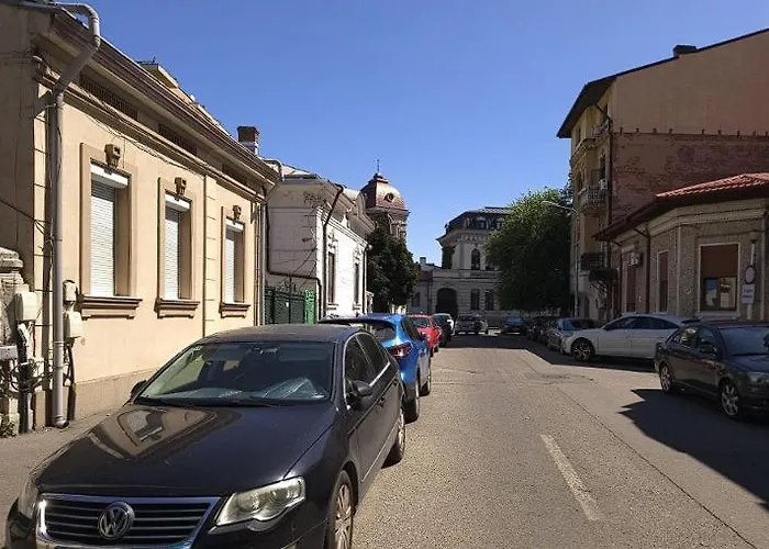 Apartamento Suvenir Chic, A Fusion Of Modern, Elegance And Harmony