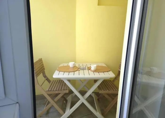 Suvenir Chic, A Fusion Of Modern, Elegance And Harmony *