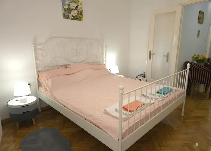 Suvenir Chic, A Fusion Of Modern, Elegance And Harmony *