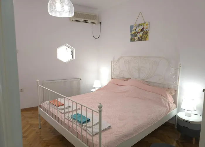 Suvenir Chic, A Fusion Of Modern, Elegance And Harmony Apartament