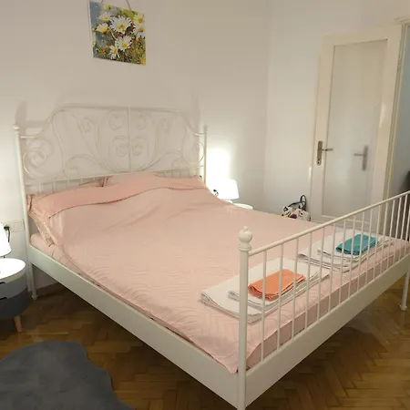 Suvenir Chic, A Fusion Of Modern, Elegance And Harmony *